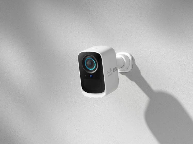 La caméra de surveillance avec carte SD