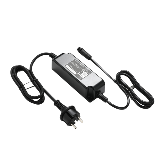 Adaptateur secteur eufy, norme européenne, noir, dimensions 2000 x 40 x 51, compatible avec tondeuses E15/E18